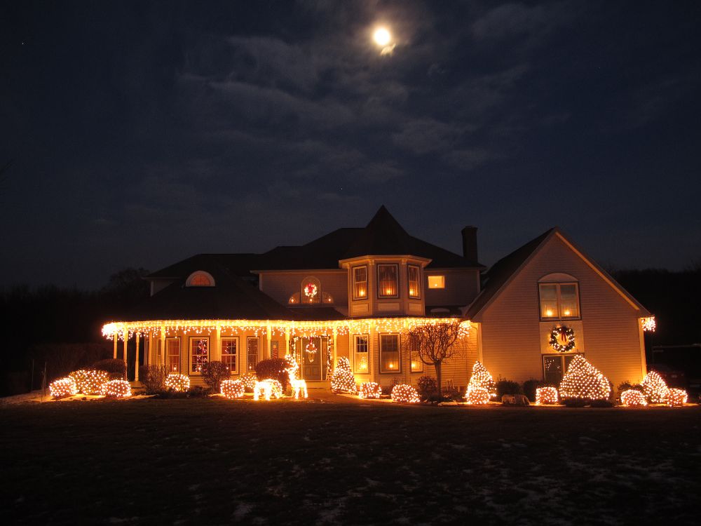 house with christmas lights decor