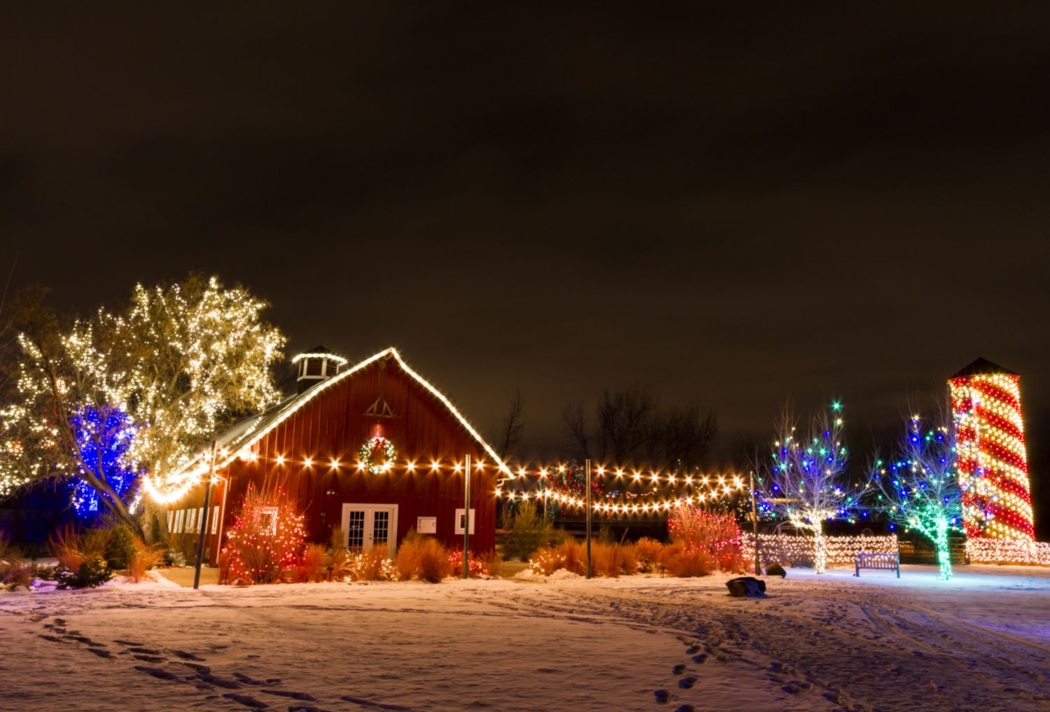 Outdoor Christmas Light Installers Near Me